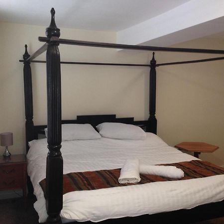 Victoria Hotel Holywell  Room photo